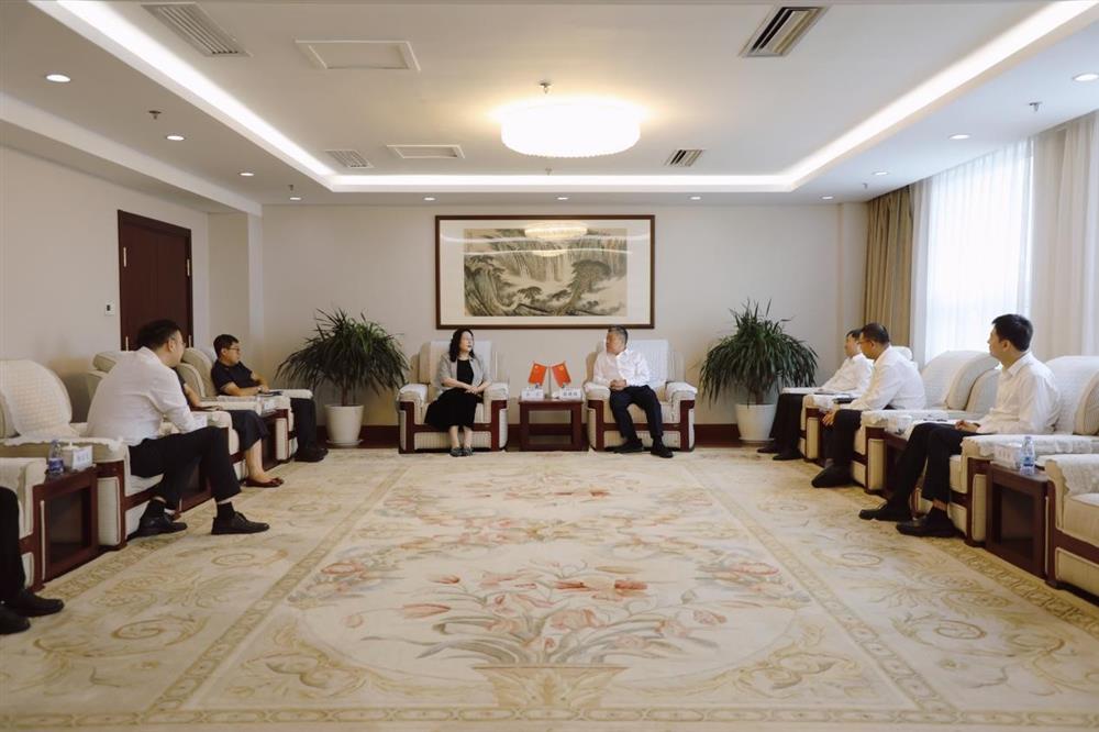 深化銀企合作、共繪發(fā)展藍(lán)圖！ 濟(jì)南產(chǎn)發(fā)集團(tuán)與工商銀行濟(jì)南分行開展深化座談